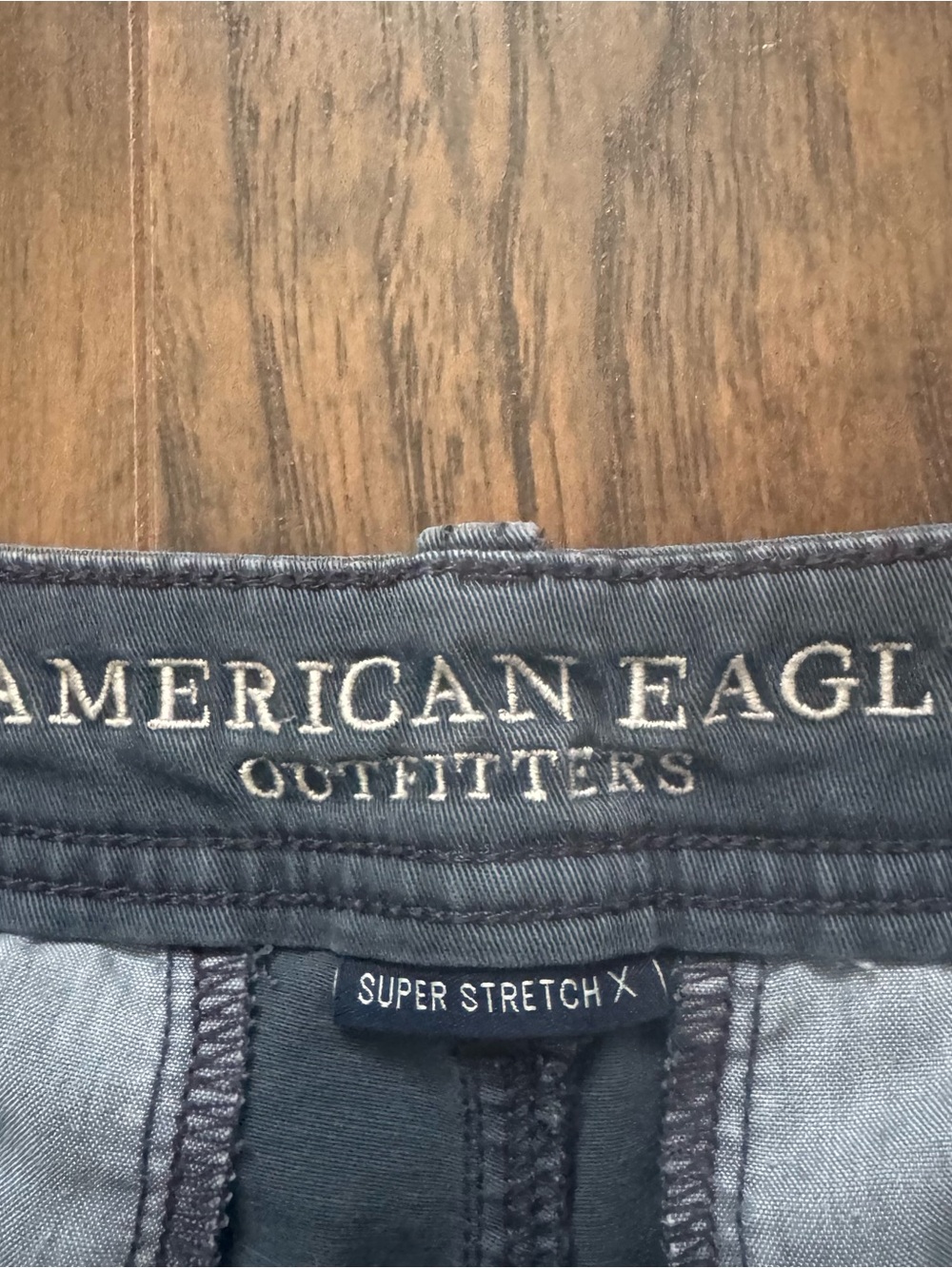 American Eagle Size 8 Navy MIDI Super Stretch Shorts - Picture 3 of 7